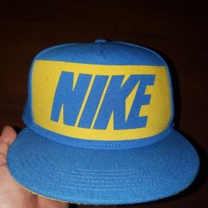 Nike Snapback hat